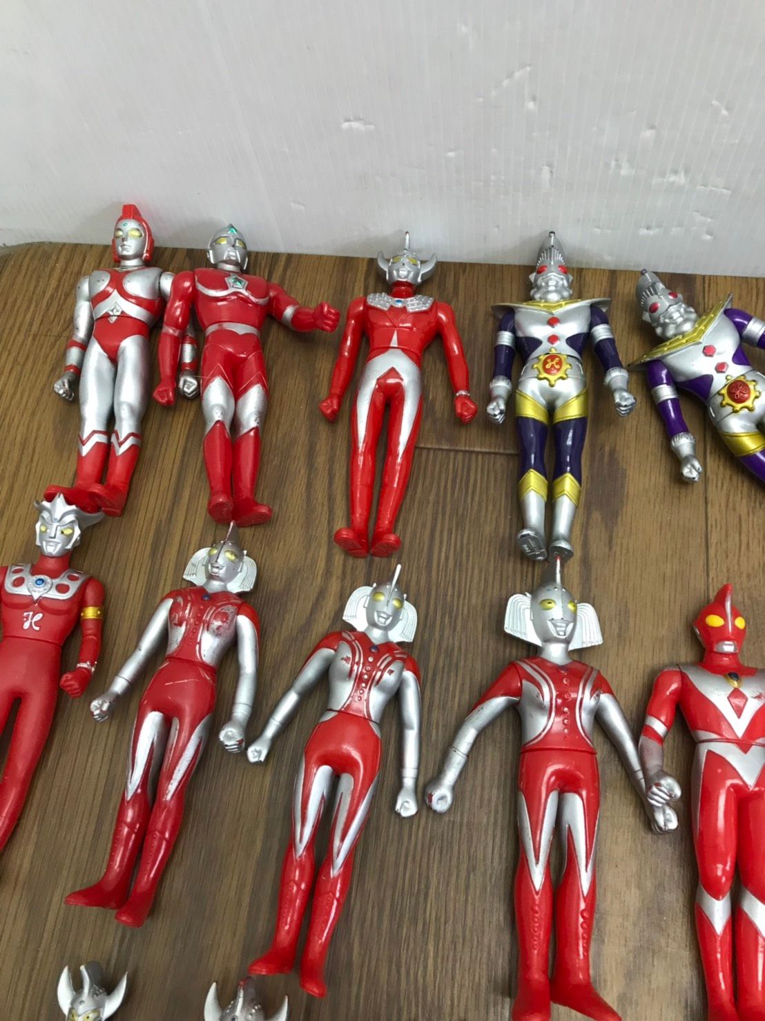送料無料C52862 BANDAI ウルトラマン ソフトビニール人形 まとめ