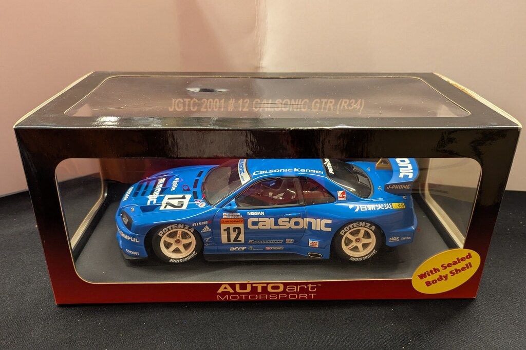 AUTOart 1/18MOTORSPORT NISSAN SKYLINE GT-R R34 JGTC 2001 CALSONIC #12 80176