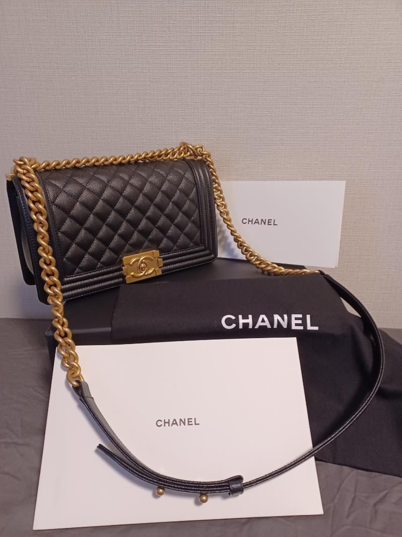 CHANELボーイシャネル キャビアスキン 黒 ショルダーバッグ