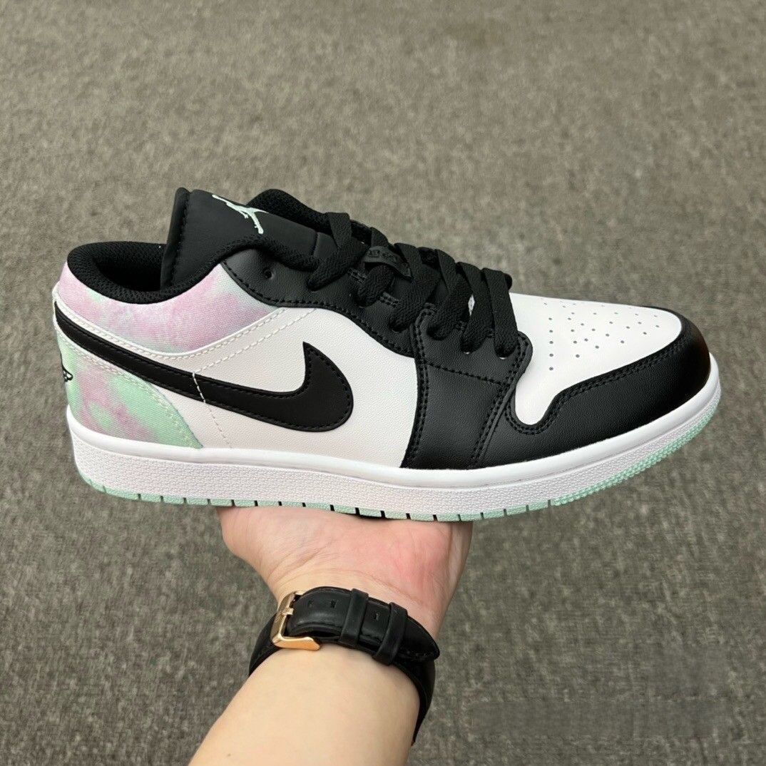 お値下げしました??即購入?? NIKE Air Jordan 1 Low AJ1 スニーカー男女兼用ジョーダン