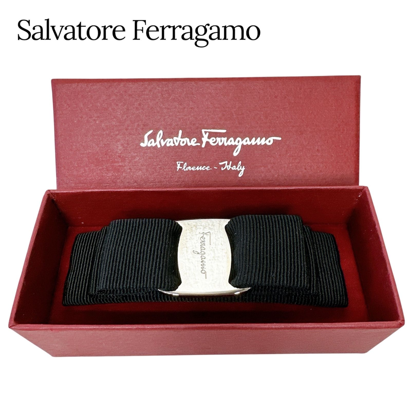 極美品】 Salvatore Ferragamo サルヴァトーレフェラガモ ヴァラ