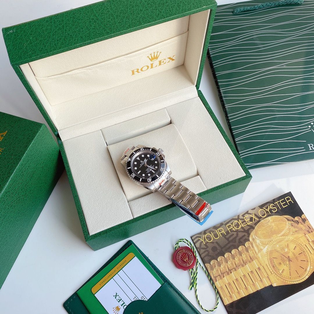 ROLEX ロレックス サブマリーナー メンズ腕時計 39mm｜グリーンダイアル×自動巻き機械式｜本日限定特価新品未使用