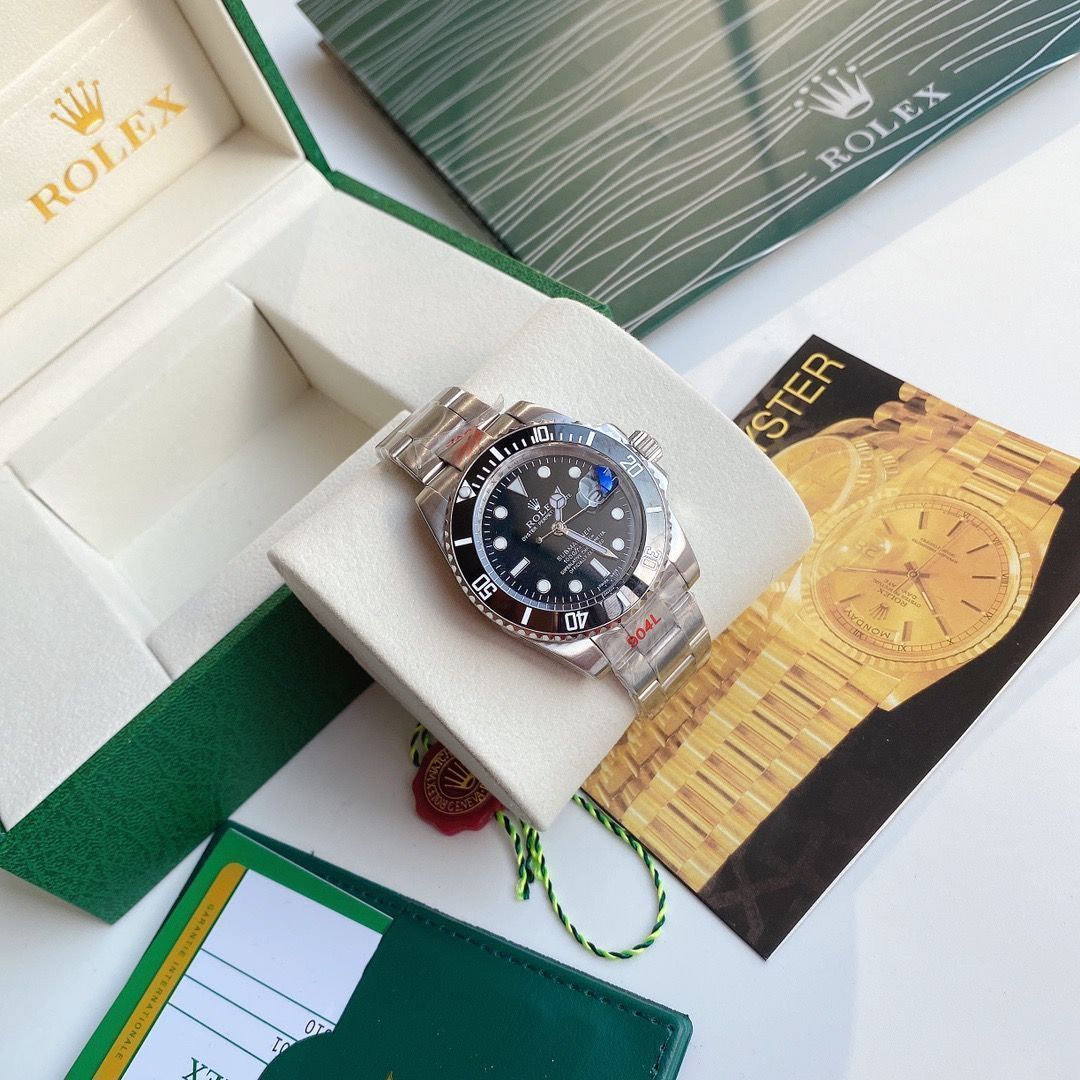 ROLEX ロレックス サブマリーナー メンズ腕時計 39mm｜グリーンダイアル×自動巻き機械式｜本日限定特価新品未使用