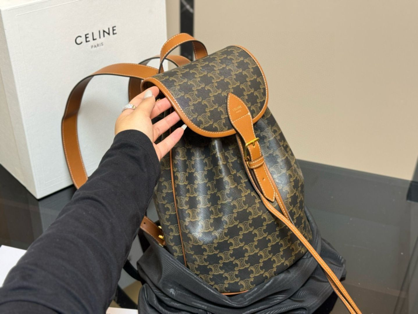 [Celine] ミニバックパック - 専用ボックス付き | セリーヌ レディースバッグ｜本日限定特価｜新品未使用-WTO輸入