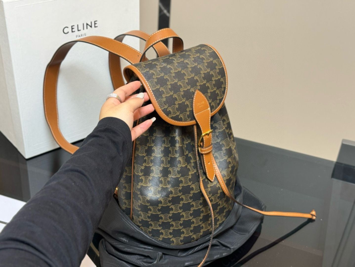 [Celine] ミニバックパック - 専用ボックス付き | セリーヌ レディースバッグ｜本日限定特価｜新品未使用-WTO輸入