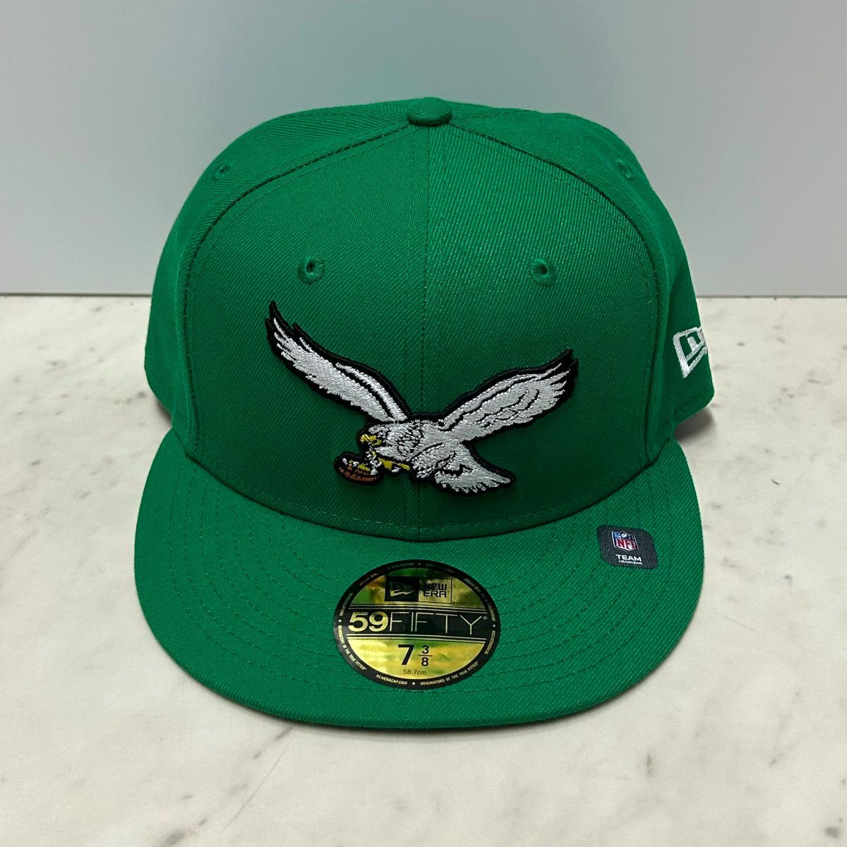 米国仕様 NEWERA 59FIFTY ニューエラ NFL イーグルス PHI EAGLES 旧ロゴ Throwback (25-6)