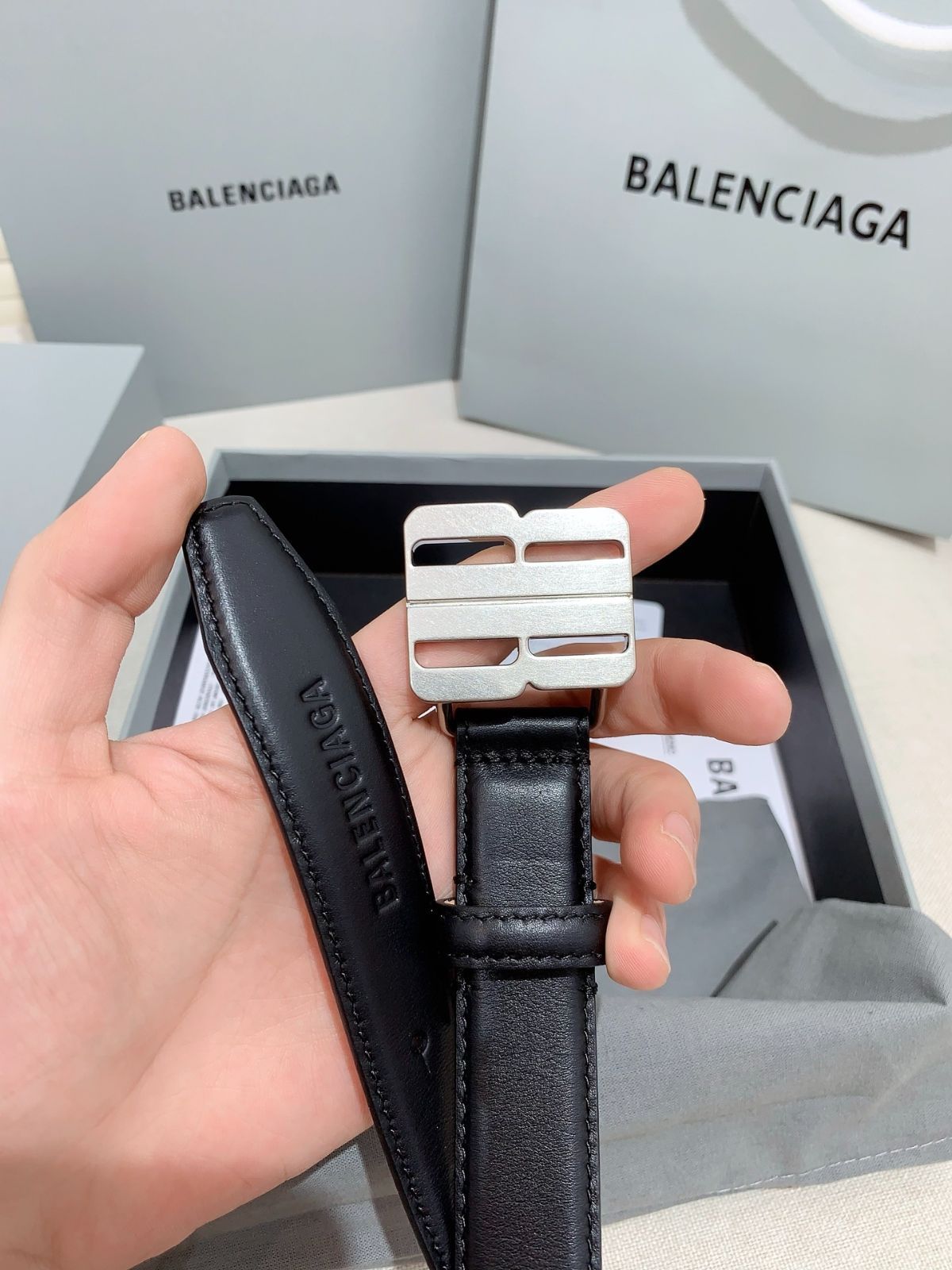 【今日特価】Balenciaga 新款レザーベルト-3 11,250円