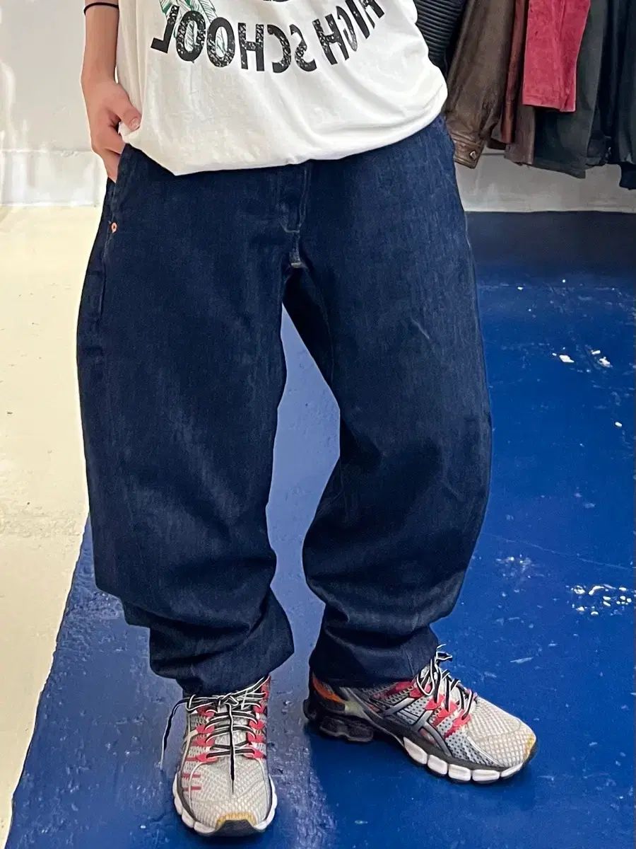 リーバイス(LEVI'S) リバイ 570 サルエル デニム パンツ