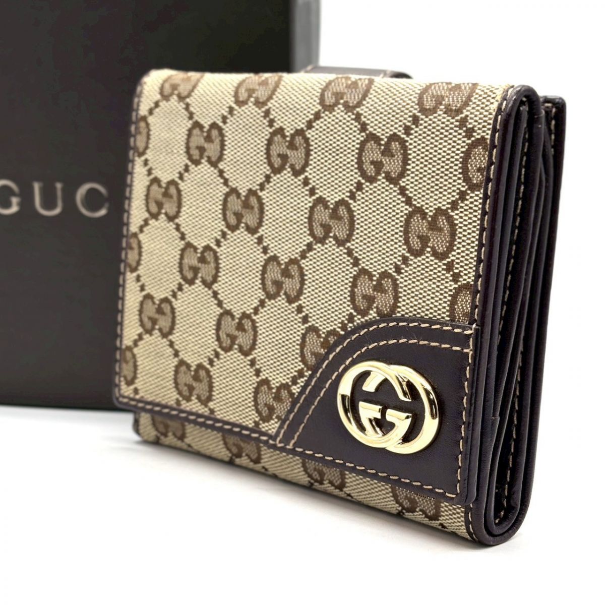 【品は手元に宿る】　GUCCI　二つ折り財布 GGキャンバス インターロッキング Wホック　ベージュ×ブラウン