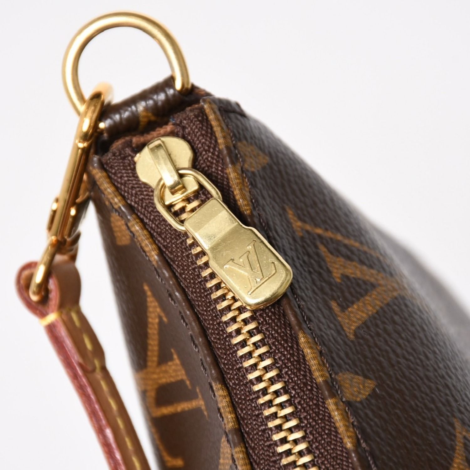 極美品 LOUIS VUITTON ルイヴィトン モノグラム ポシェット アクセ