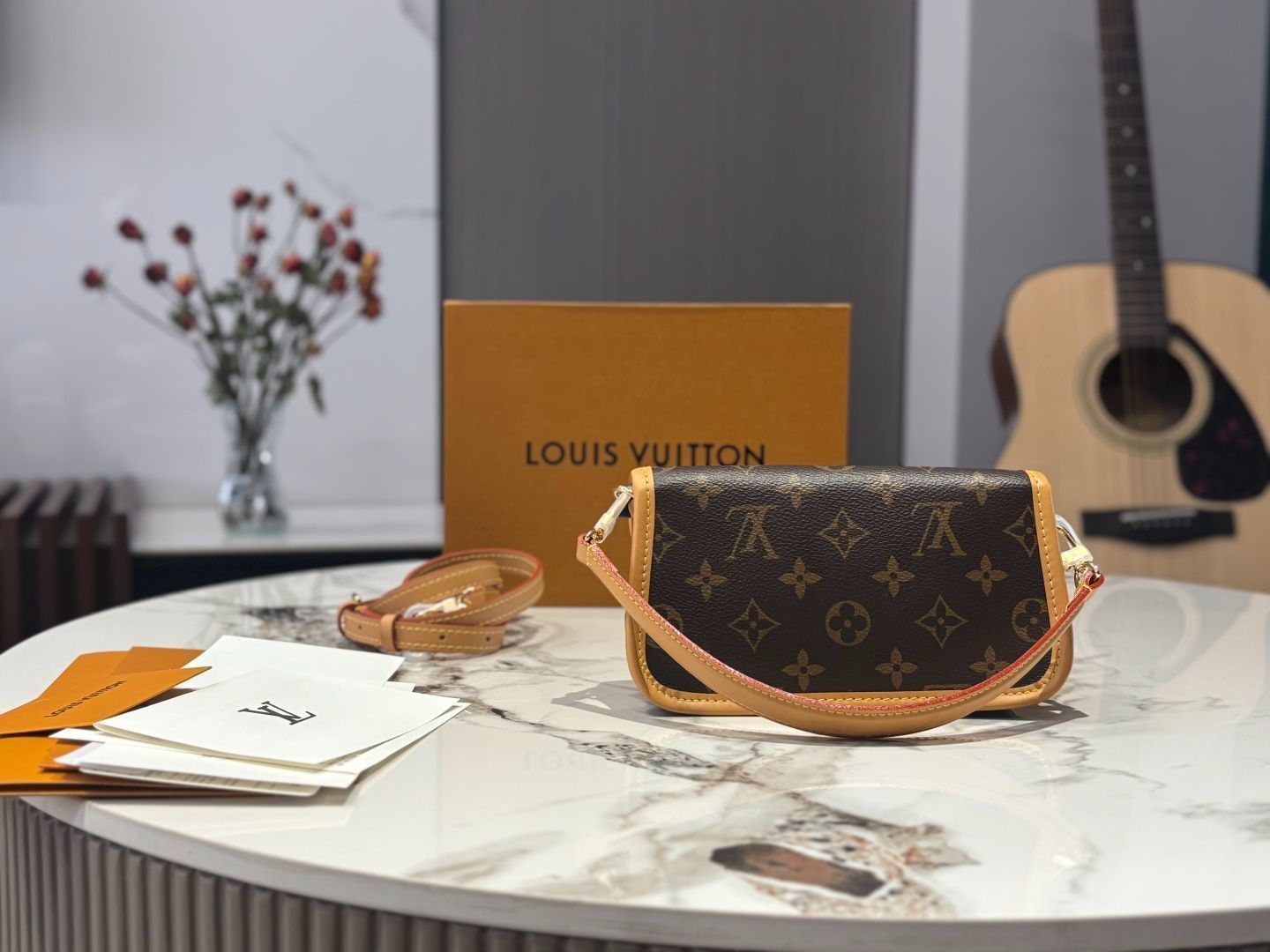 【今日特価】LV Diane Nano ダイアン ナノ バゲットバッグ（18.5×6×11cm）-MM輸入
