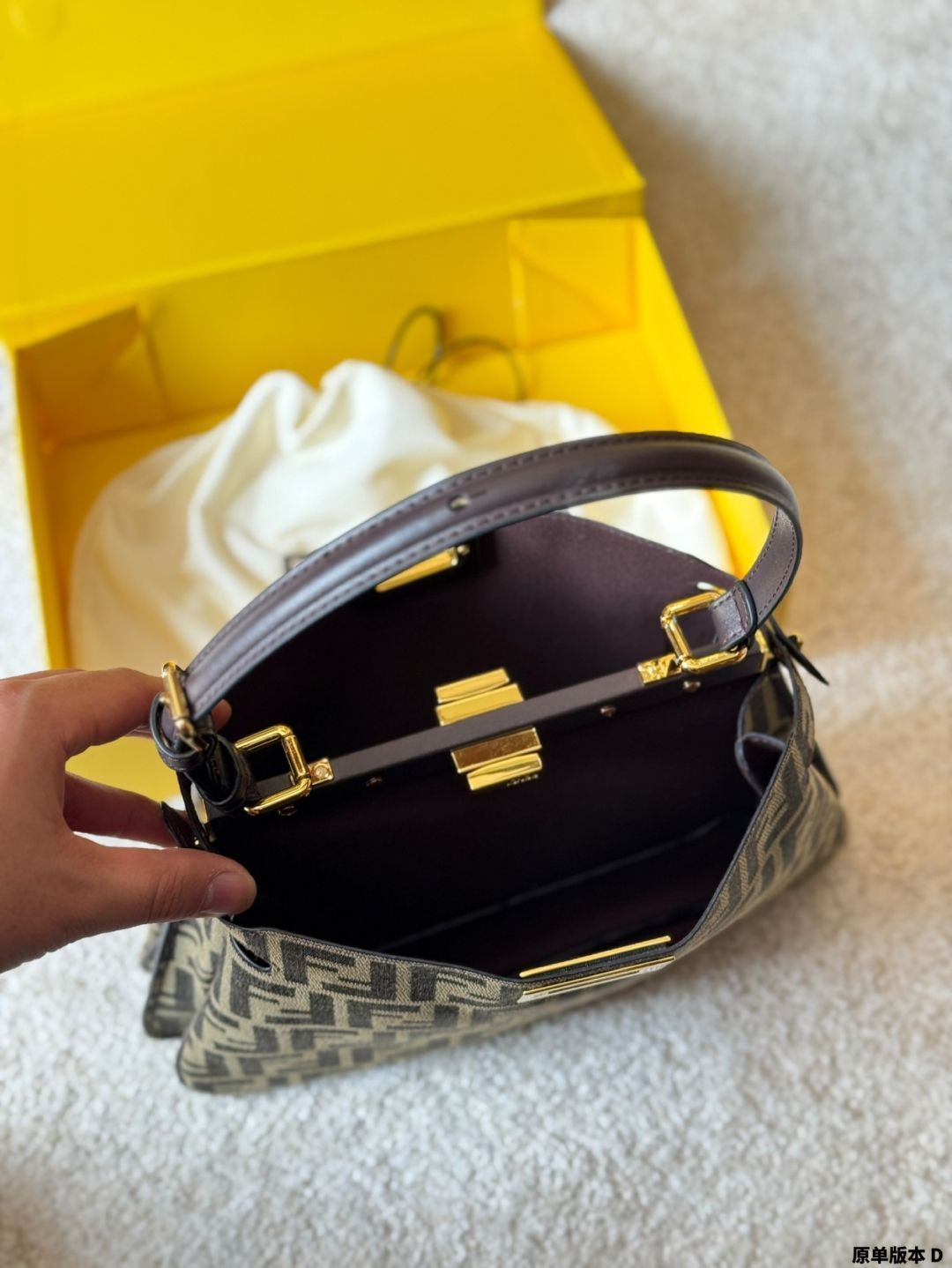 【今日特価】Fendi Iconic フェンディ アイコニック レディース ハンドバッグ-WTO輸入2