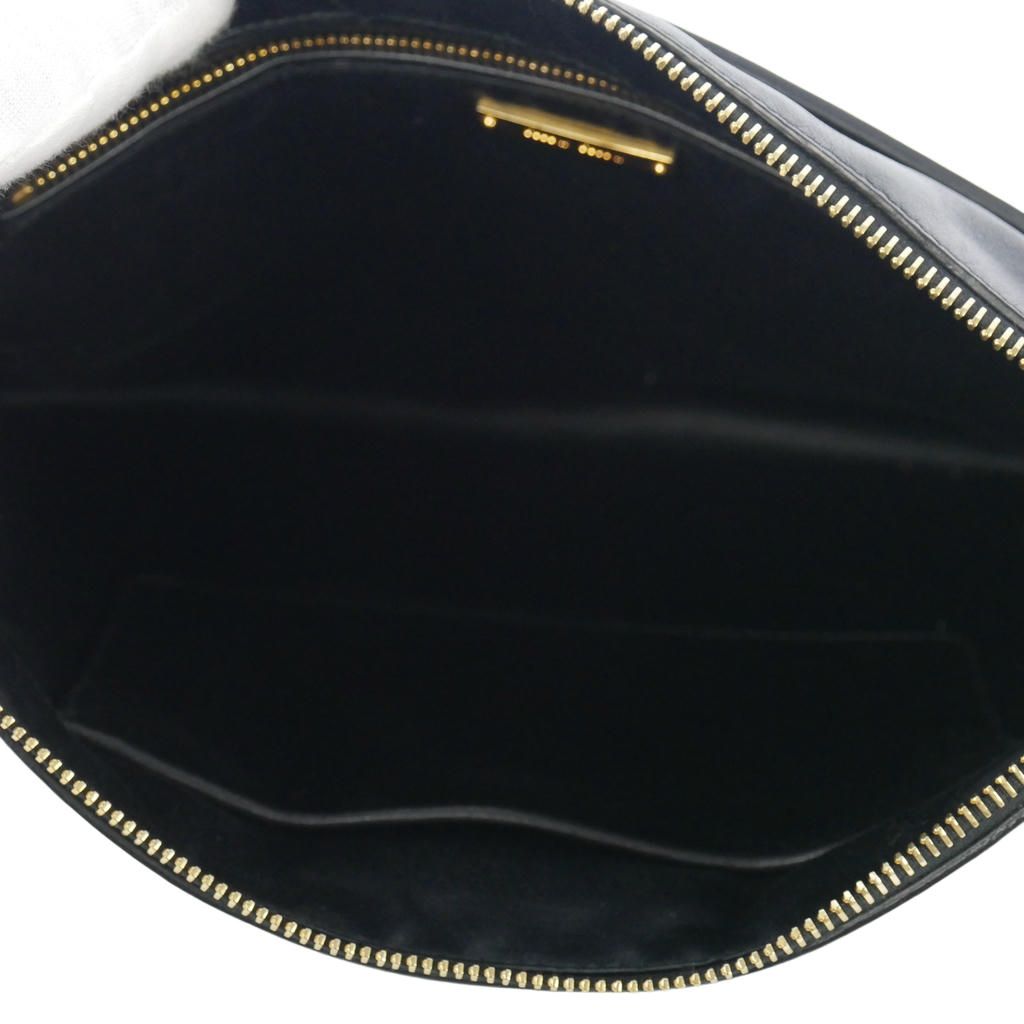 ミュウミュウ miumiu レザー スタッズ クラッチバッグ ゴールド金具 黒