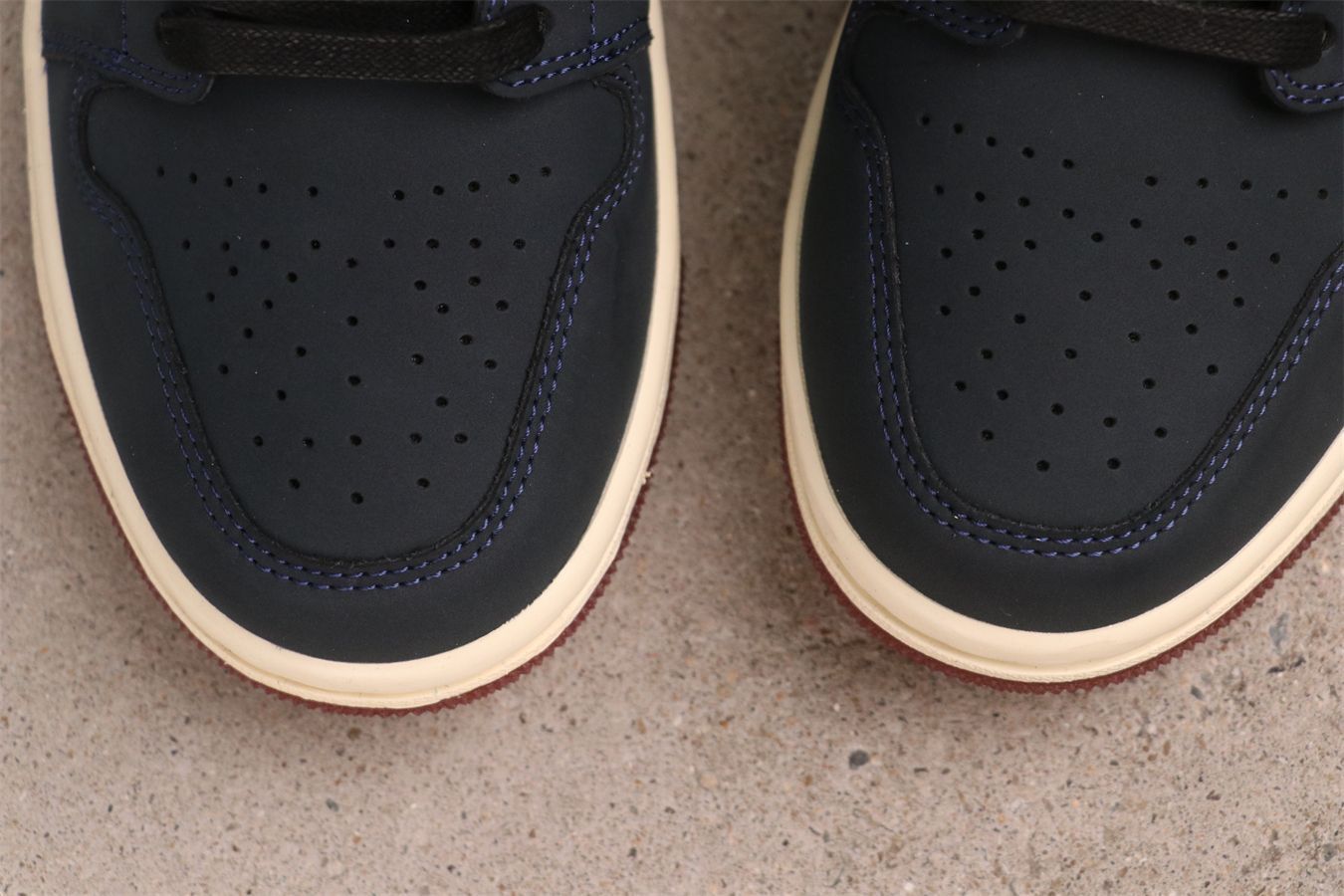 【今日特価】エアジョーダン Air Jordan AJ1 ダークブルー Dark Blue DV1759-448-MM輸入