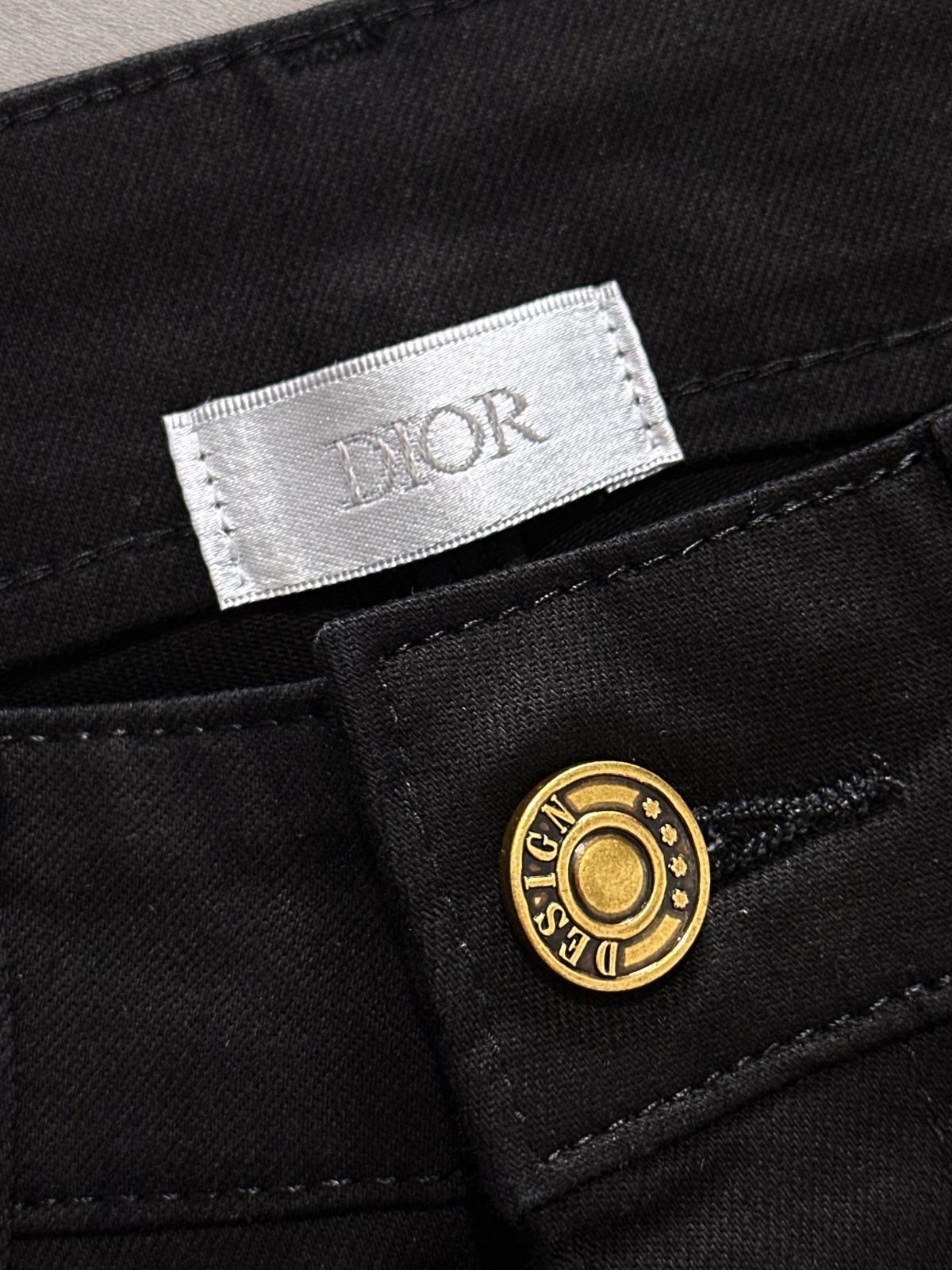 【今日特価】Dior 2025 夏 刺繍ポケット シェイプドジーンズ