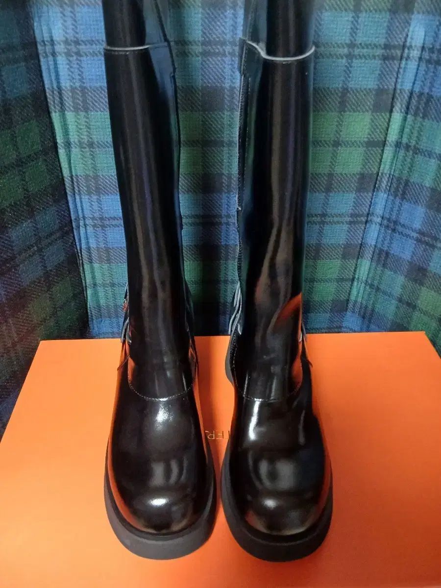 強姉妹 バックルブーツ 厚底 7cm 245