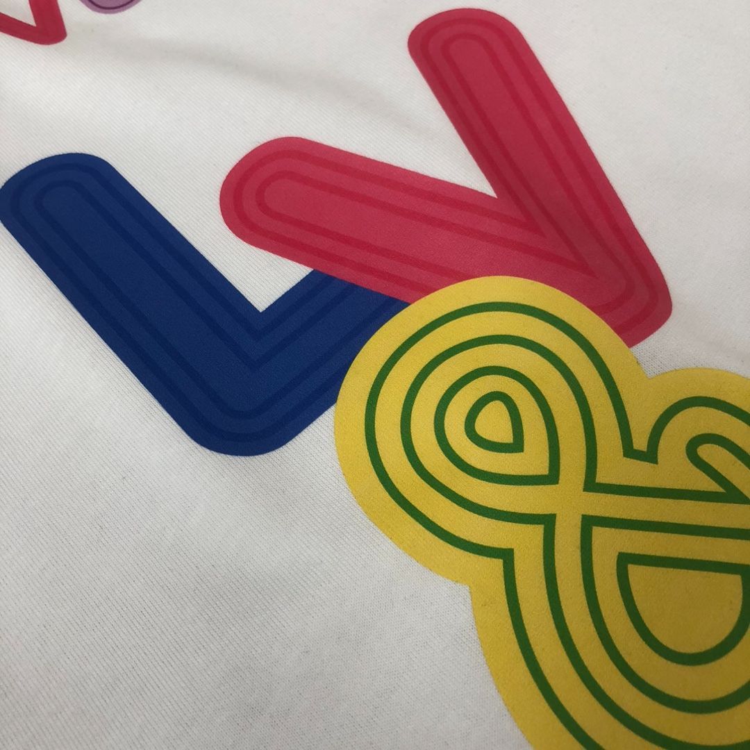 【本日限定特価】Louis Vuitton メンズ カジュアルTシャツ 夏用 270g 高品質コットン 米白/ブラック M-3XL [本日特価|新品未使用品]