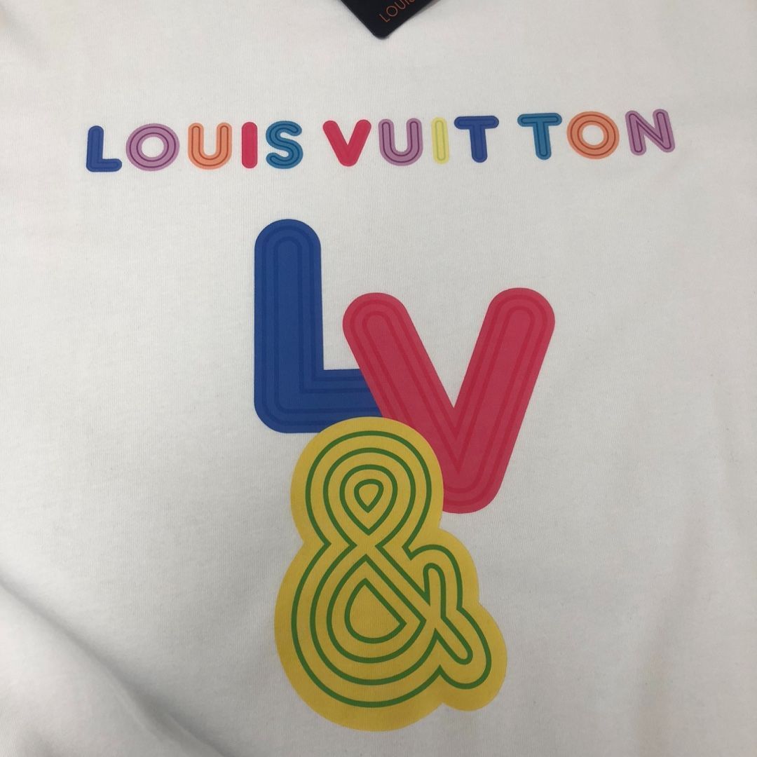 【本日限定特価】Louis Vuitton メンズ カジュアルTシャツ 夏用 270g 高品質コットン 米白/ブラック M-3XL [本日特価|新品未使用品]