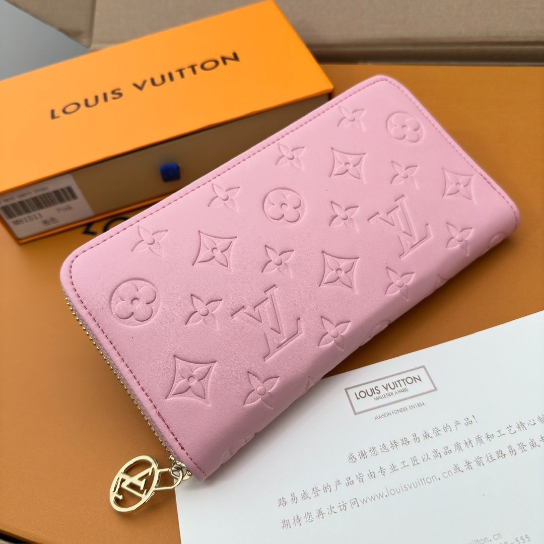 LVルイ・ヴィトン/財布はパッドMonogramエンボス模様の小羊の皮で縫製され、LV Circleロゴのリングがあしらわれた金色のファスナーが優美にデザインされ、複数の実用的な特色がある。[本日特価|新品未使用品]