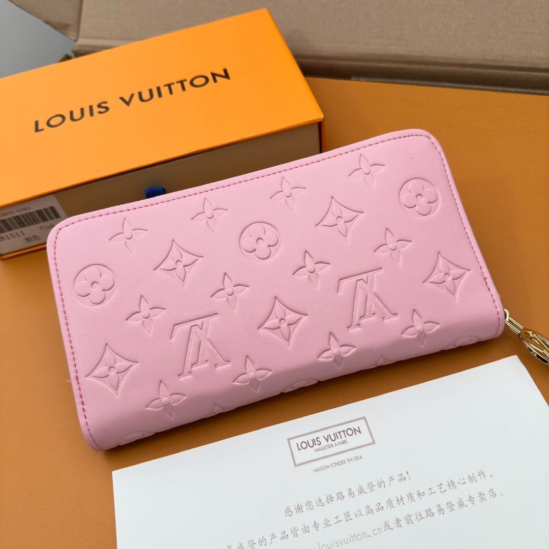 LVルイ・ヴィトン/財布はパッドMonogramエンボス模様の小羊の皮で縫製され、LV Circleロゴのリングがあしらわれた金色のファスナーが優美にデザインされ、複数の実用的な特色がある。[本日特価|新品未使用品]