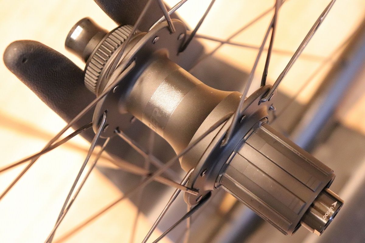 ボントレガー BONTRAGER アイオロス エリート AEOLUS ELITE 35 DISC