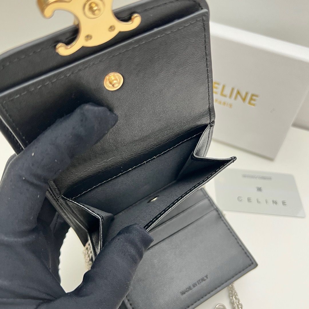 【本日限定】?Celine トリオンフ チェーンウォレット 10783 ? 高級本革＆チェーン付き！マルチ使い可能[本日特価|新品未使用品]