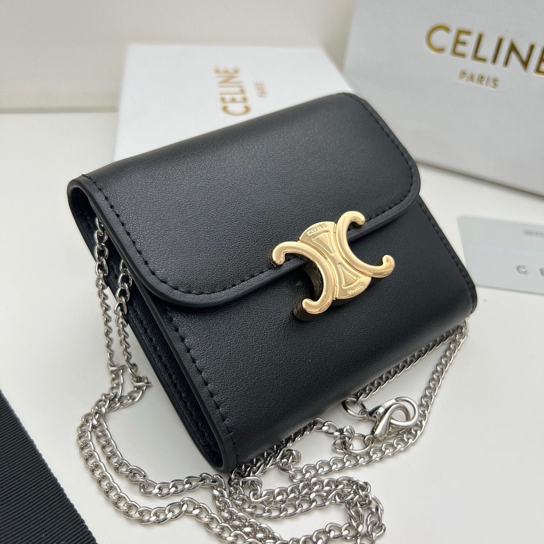 【本日限定】?Celine トリオンフ チェーンウォレット 10783 ? 高級本革＆チェーン付き！マルチ使い可能[本日特価|新品未使用品]