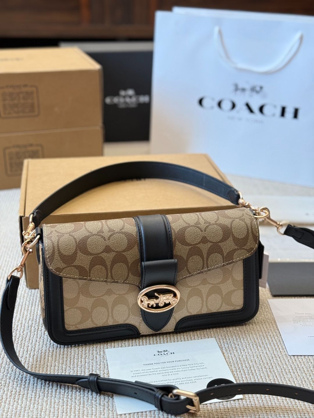 【今日特価】Coach Georgie Colorblock Rivet Messenger Bag - コーチ ジョージー カラーブロック リベット メッセンジャーバッグ?3way 仕様 ×モダンで個性的なデザイン?送料無料
