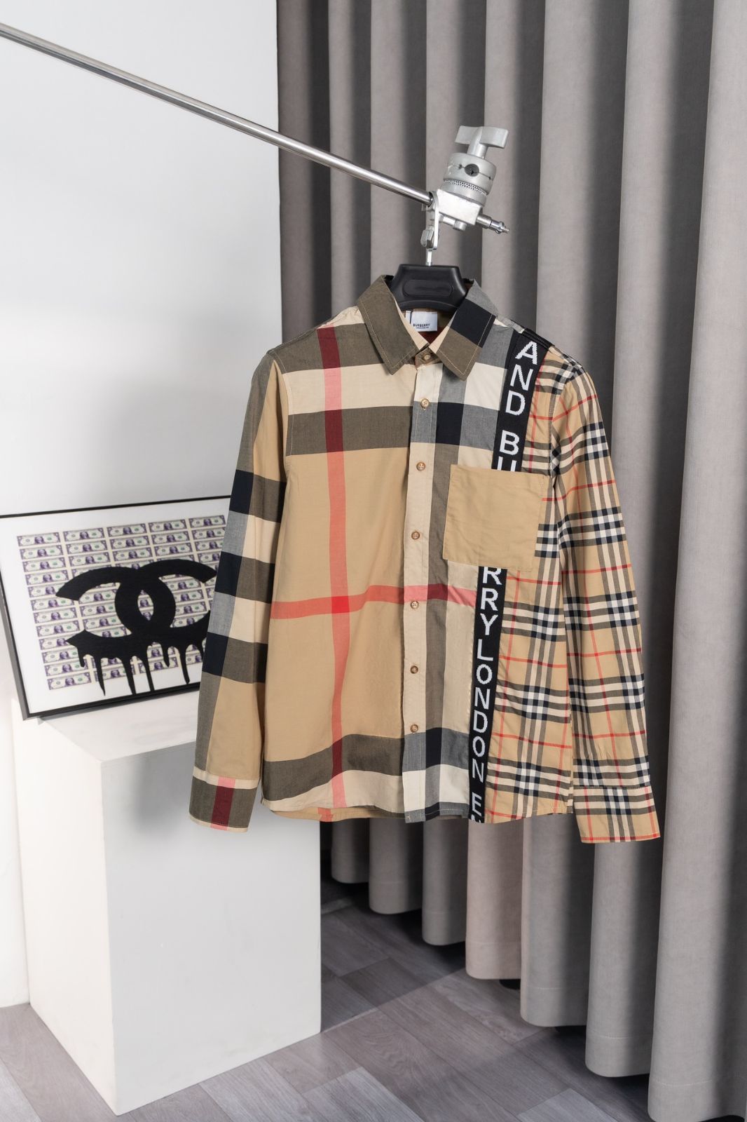 バーバリー（Burberry）の定番パッチワーク チェックシャツ