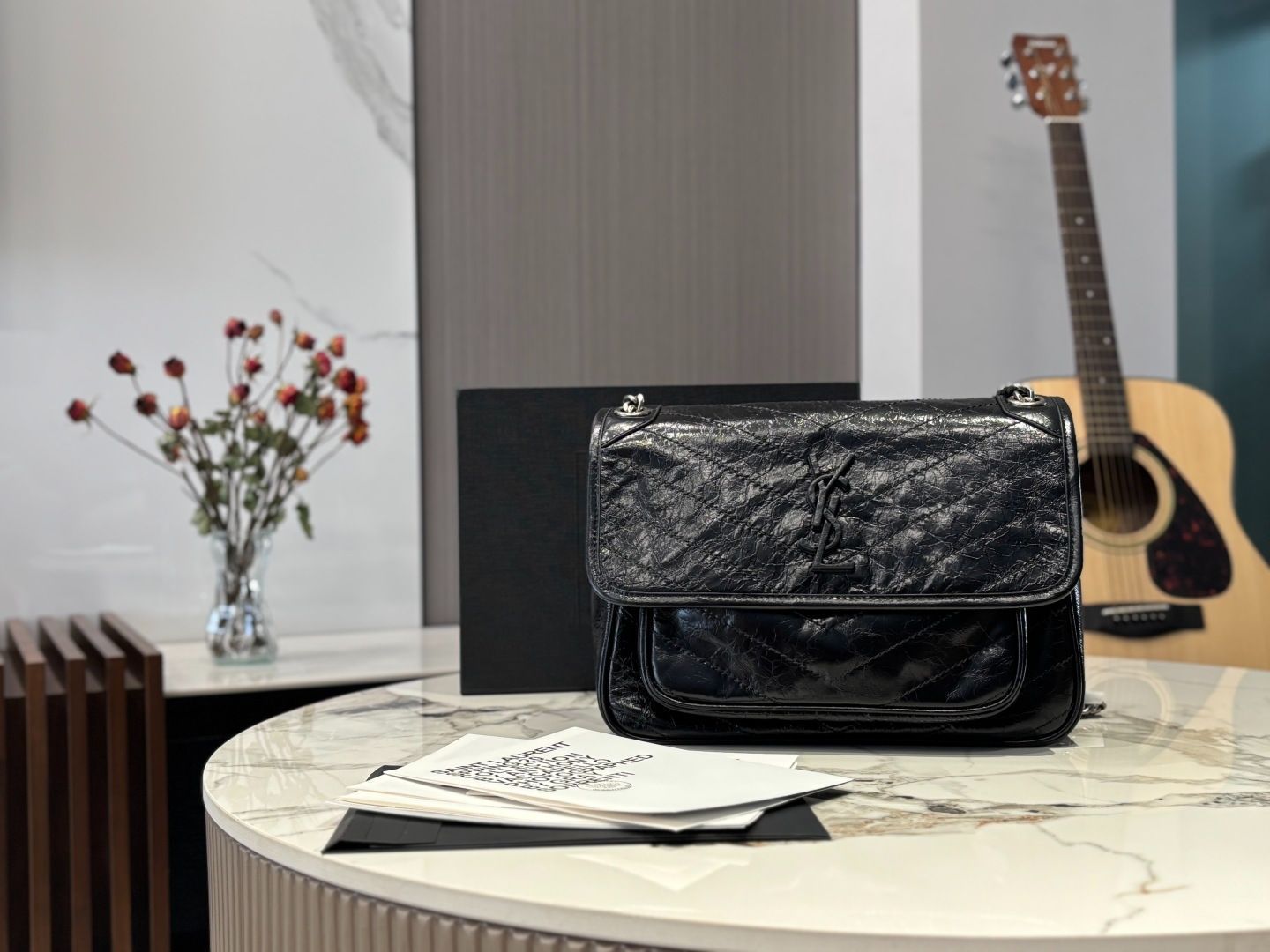 【今日特価】YSL Niki バッグ（ラージサイズ）｜ソフトレザー ユニークデザイン
