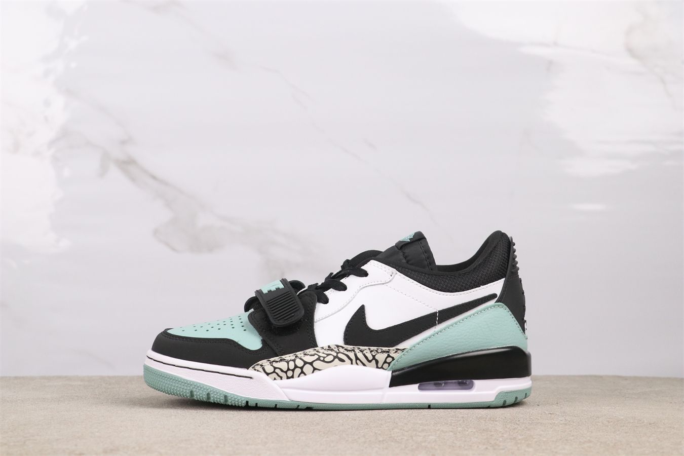 【今日特価】Air Jordan / エア ジョーダン Legacy 312 Low CD7069-109 ホワイト ブラック グリーン