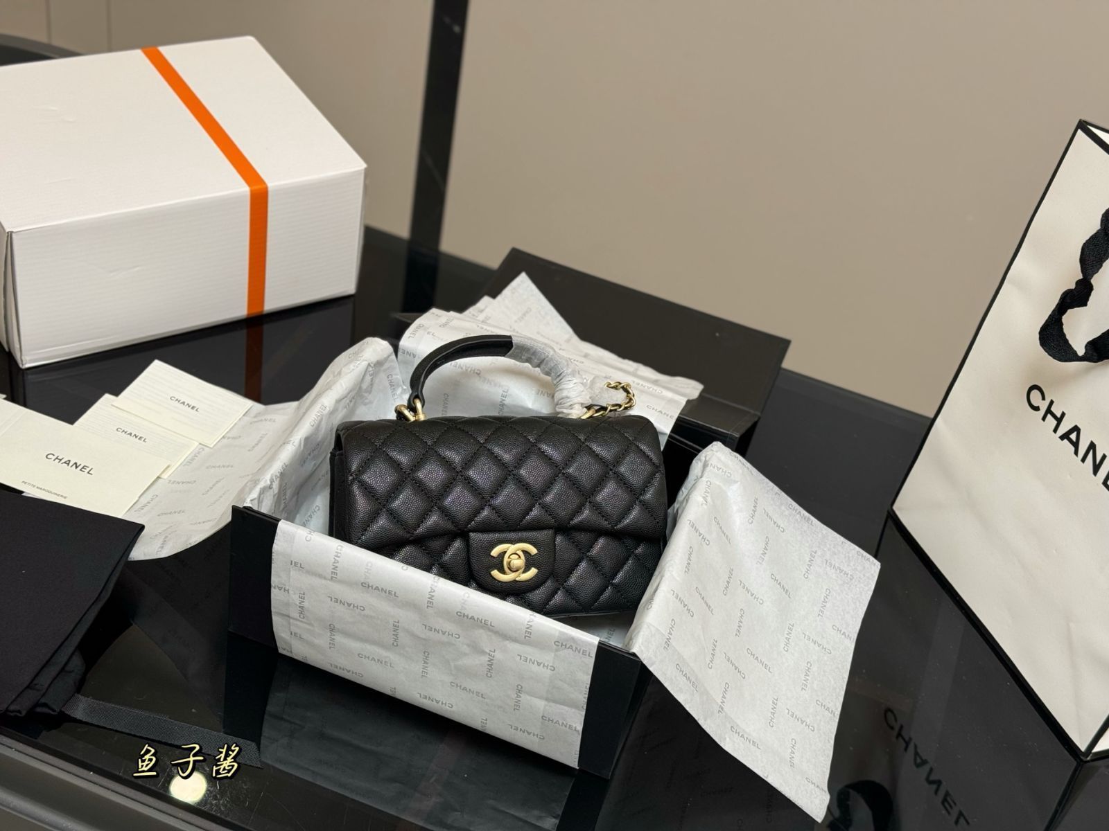 【今日特価】Chanel mini CF handle バッグ（20×12cm）