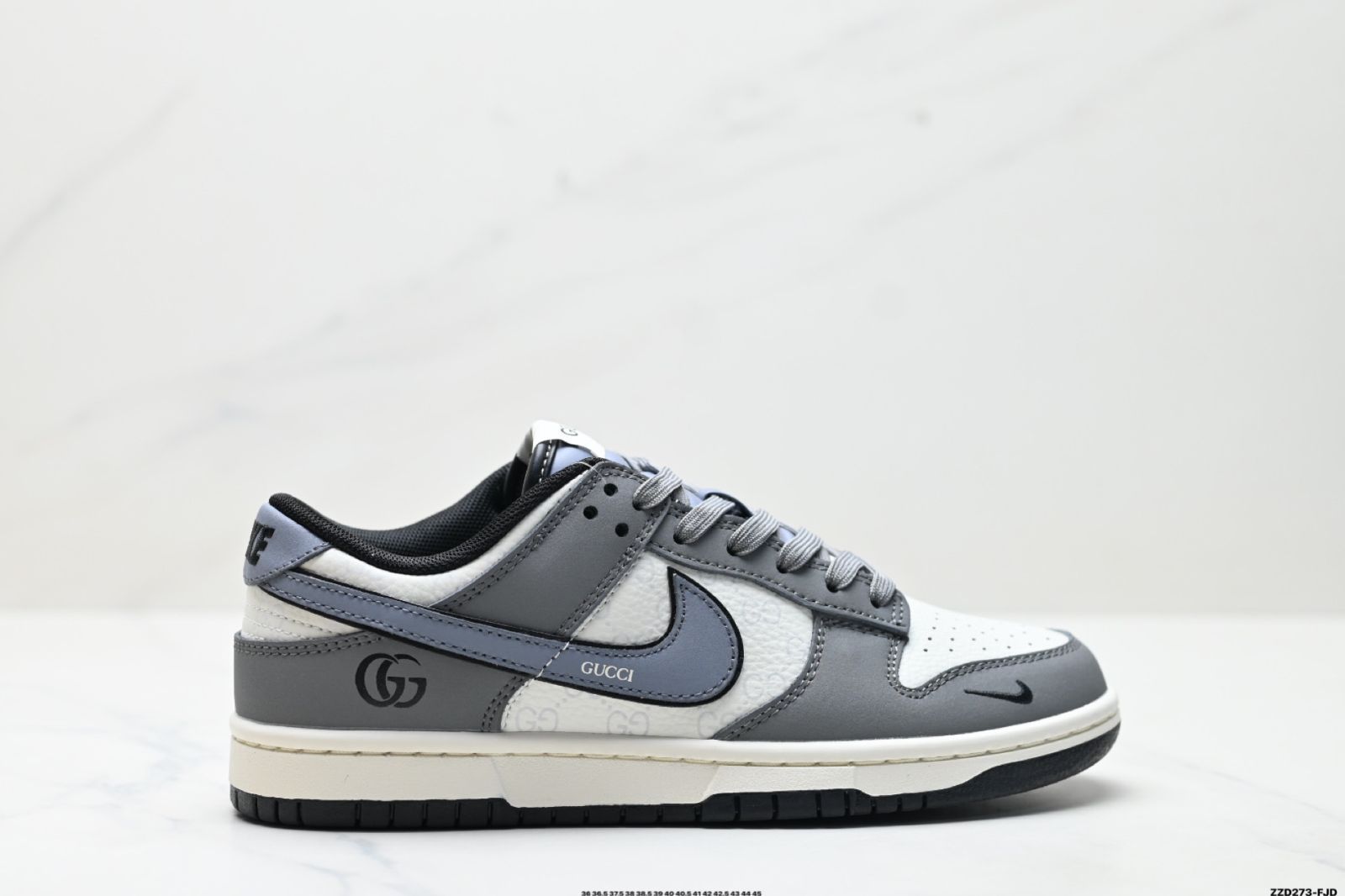 ナイキ(Nike)Dunk Low Retro ロートップライフスタイルスケートシューズ