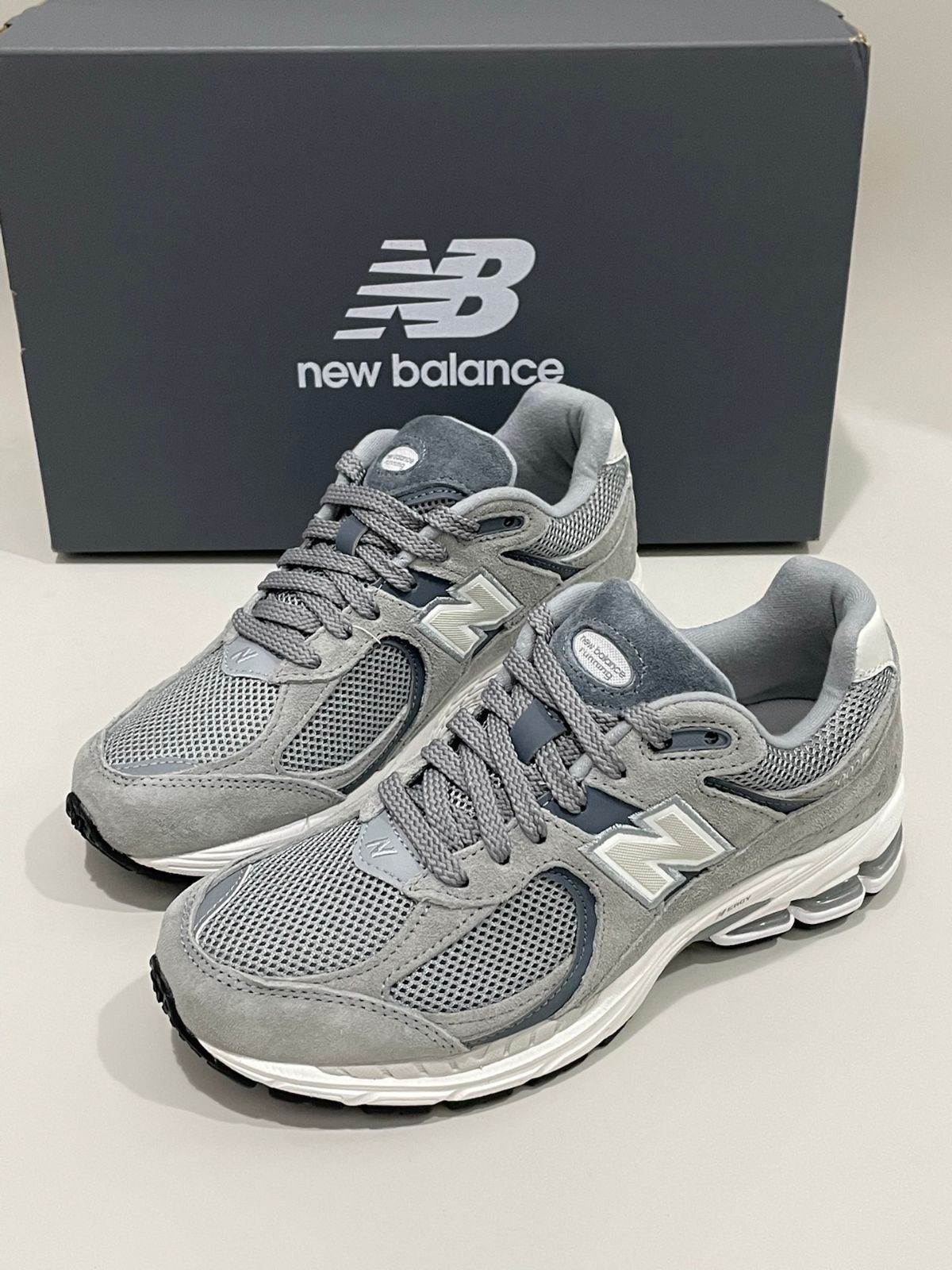 new balance 2002R スニーカー メンズ レディース Dワイズ グレー M2002RST