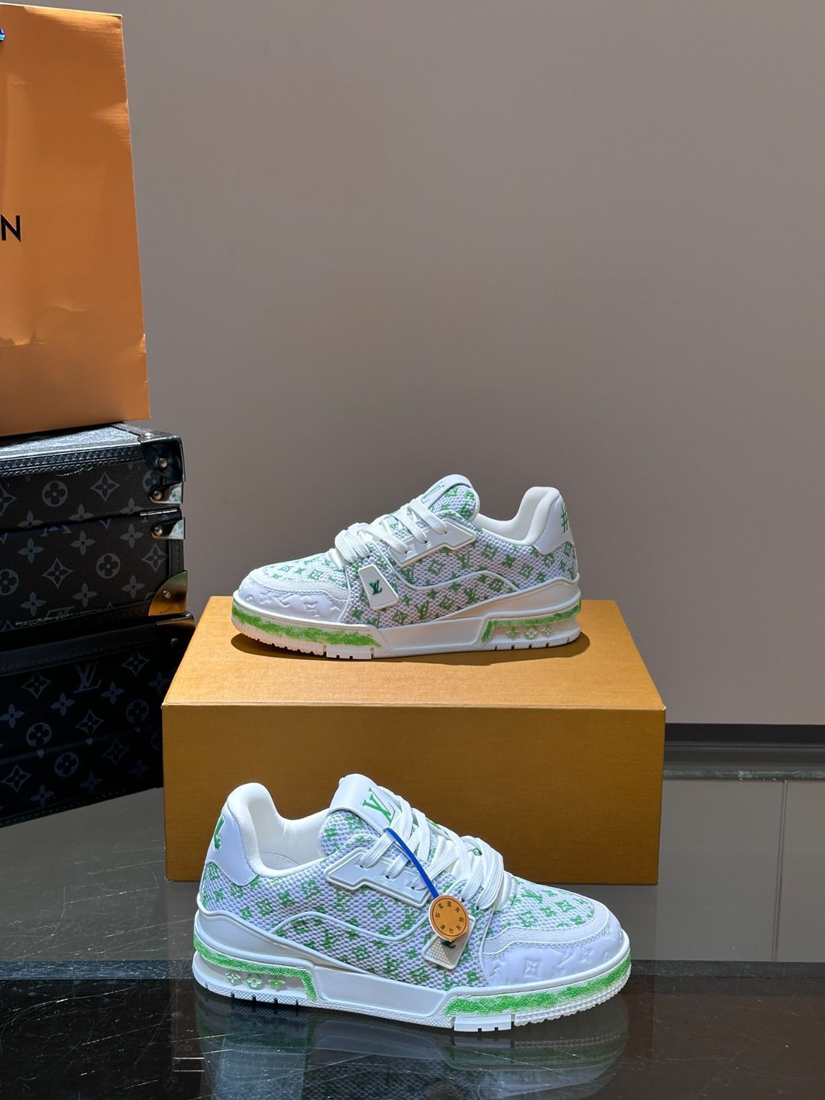 Louis Vuitton trainer カップルスタイルのカジュアルスポーツシューズ