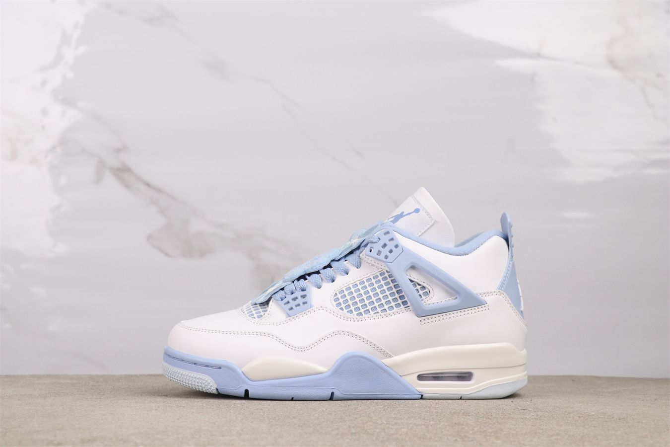 【今日特価】Air Jordan HV0823 - 100 クリーンホワイト