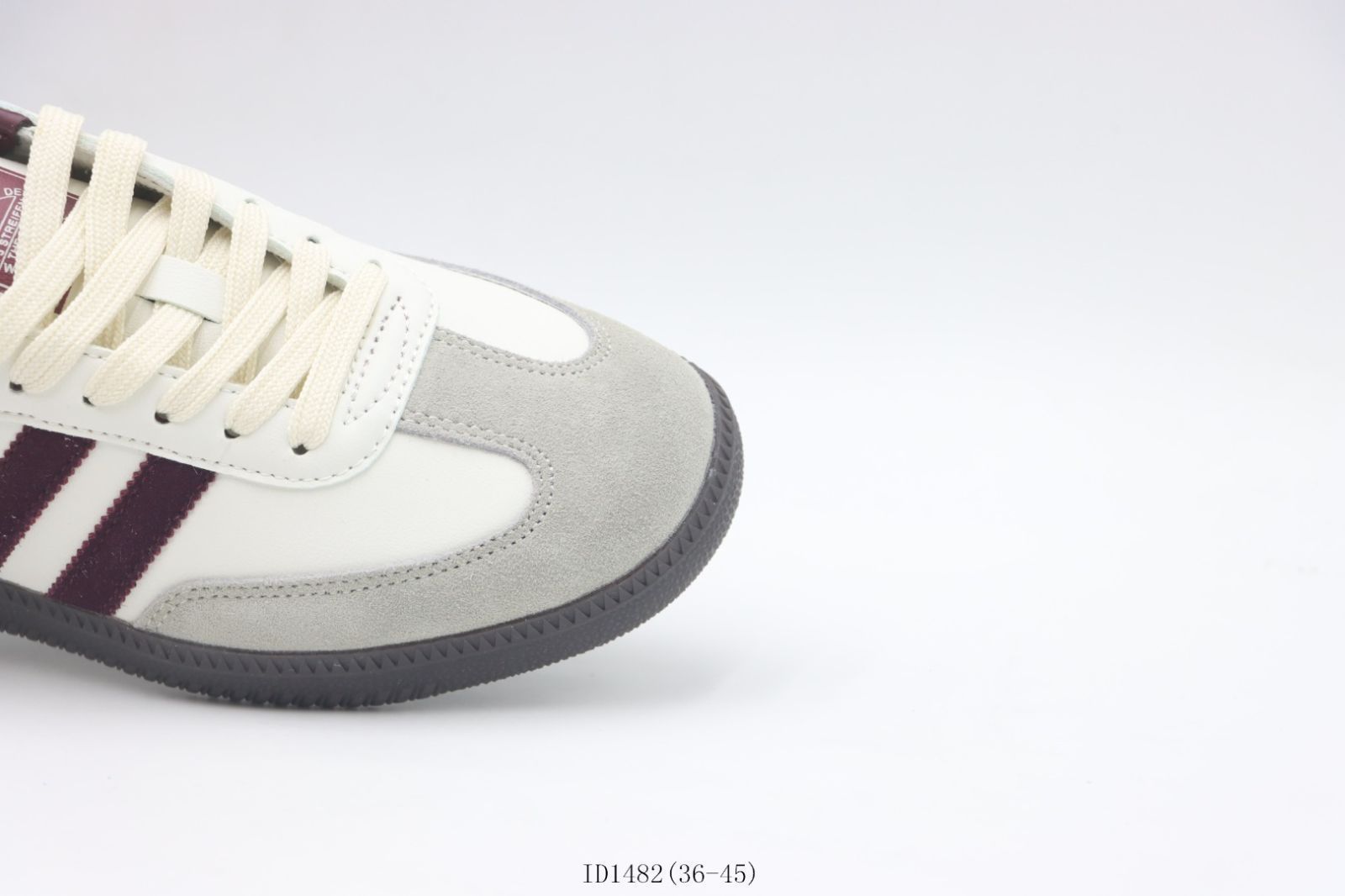 【今日特価】アディダス Adidas スリーストライプ ローカットスニーカー 白酒紅 White Wine Red ID1482