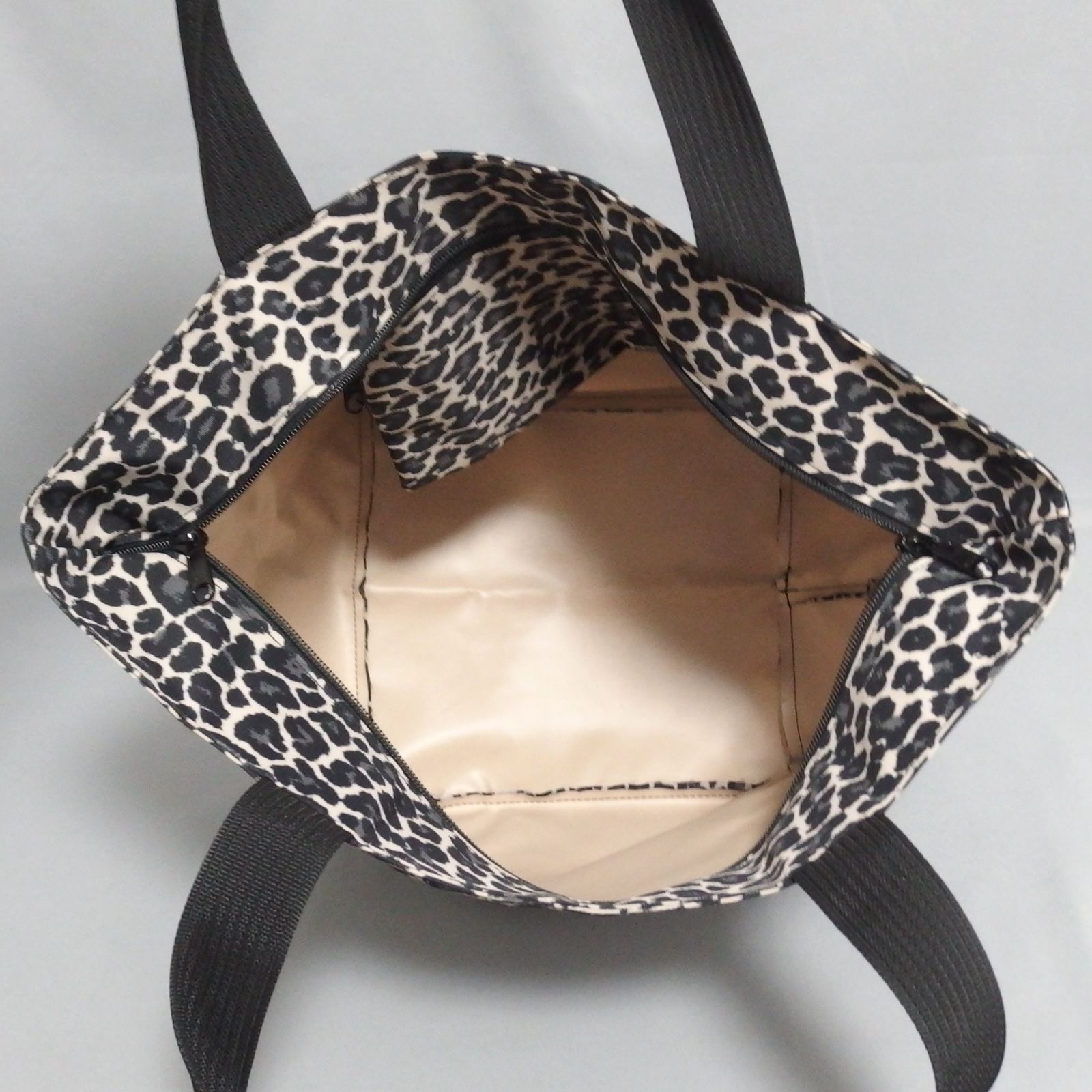 美品☆Herve Chapelier 925F ナイロン 舟型 ショルダー L ヒョウ柄