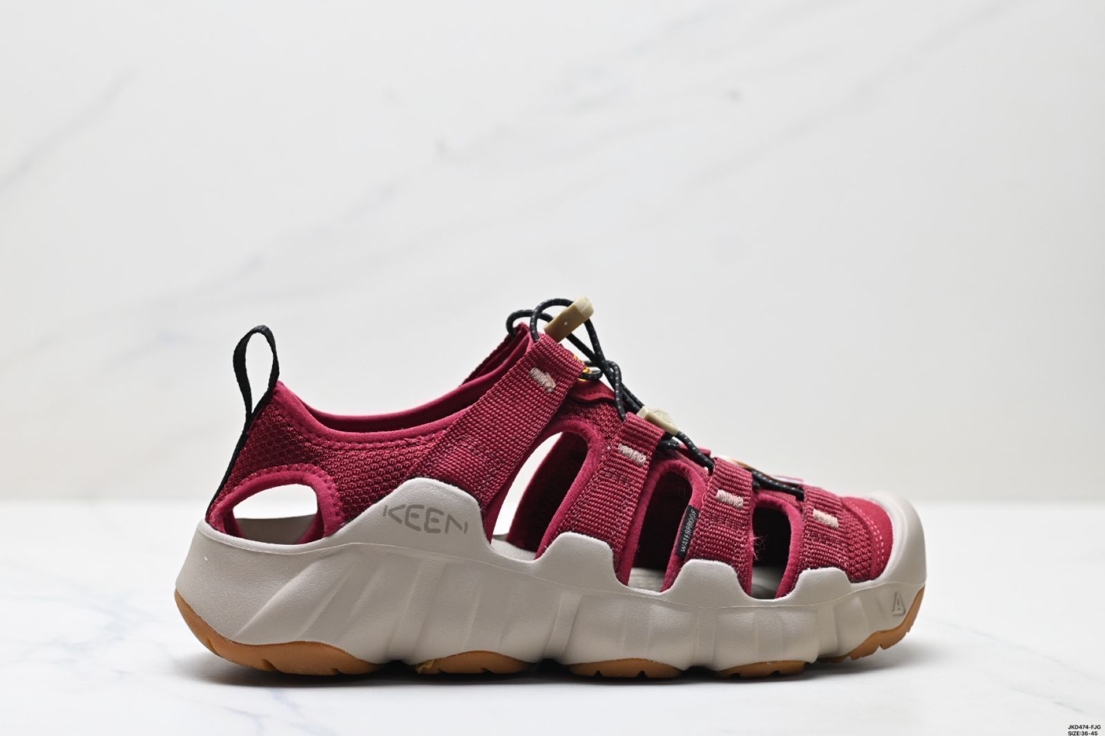 【今日特価】KEEN Newport H2 アウトドア・レジャー用 ローカットスポーツサンダル 送料無料 在庫限定セール価格！ 10,080円