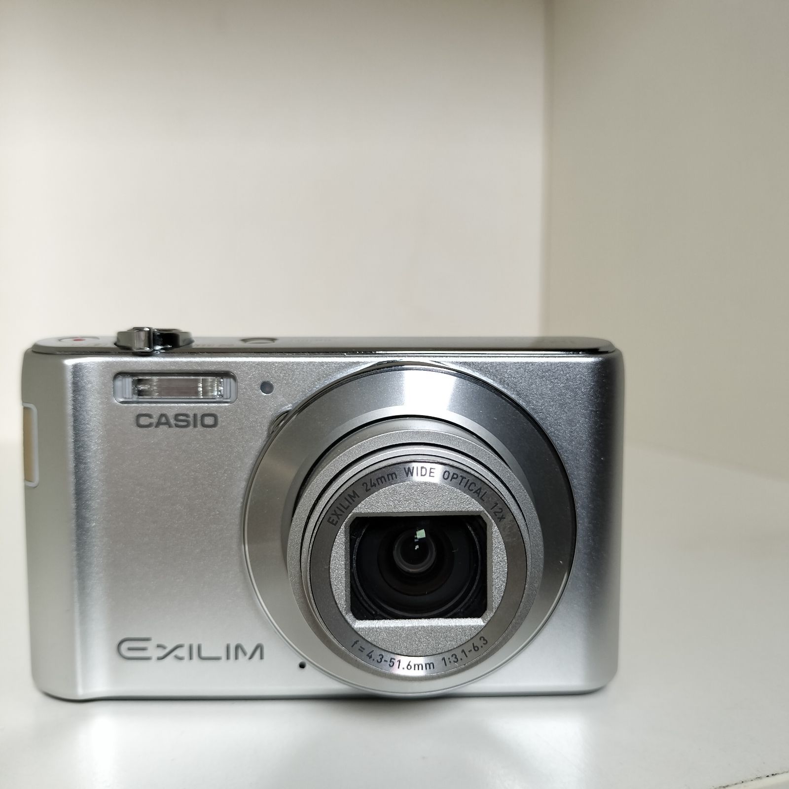 【動作確認済】CASIO EXILIM EX-ZS180 シルバー デジカメ①