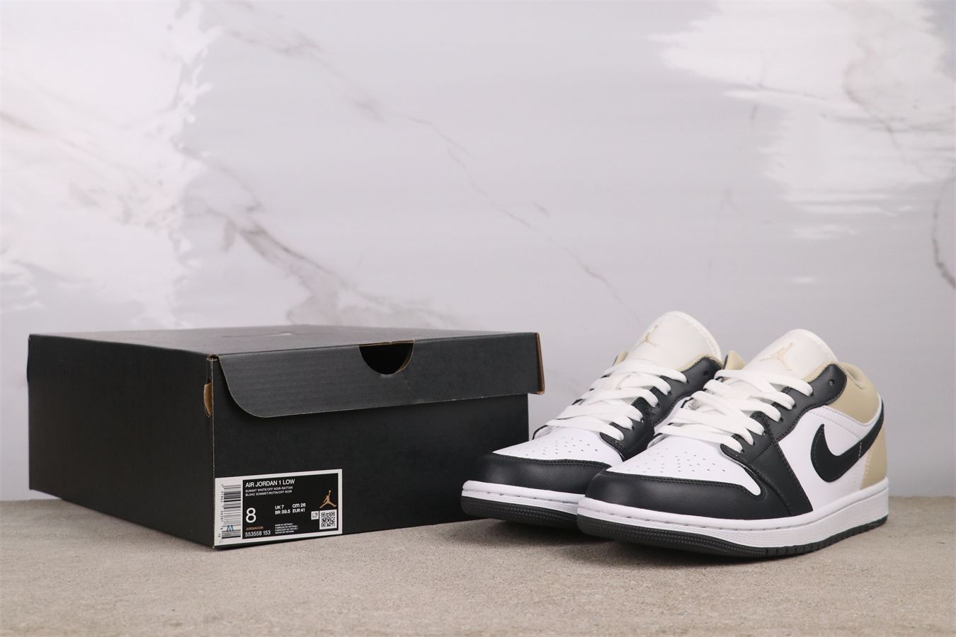 【今日特価】Air Jordan（エア ジョーダン）　AJ1 553558 - 153 ホワイト ライト ブラウン