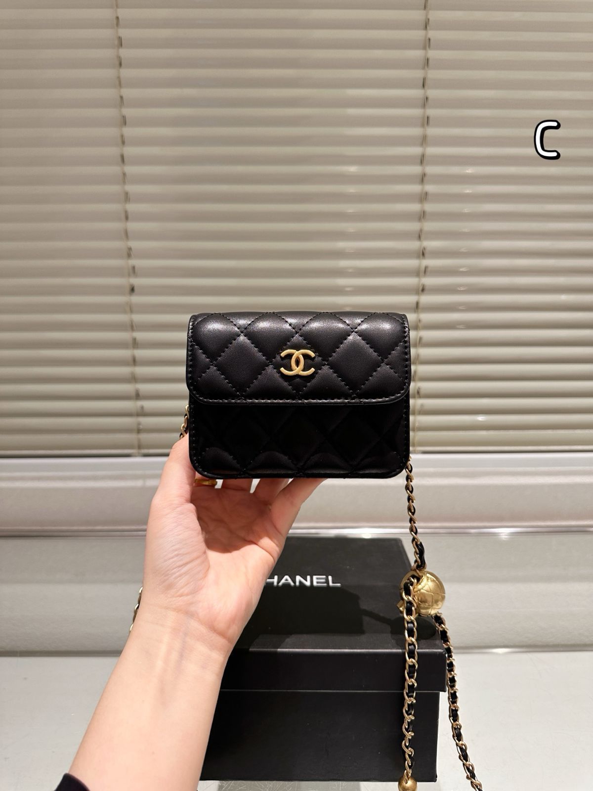 【今日特価】Gold Button Quilted Chain Bag ゴールドボタン 菱格紋チェーンバッグ