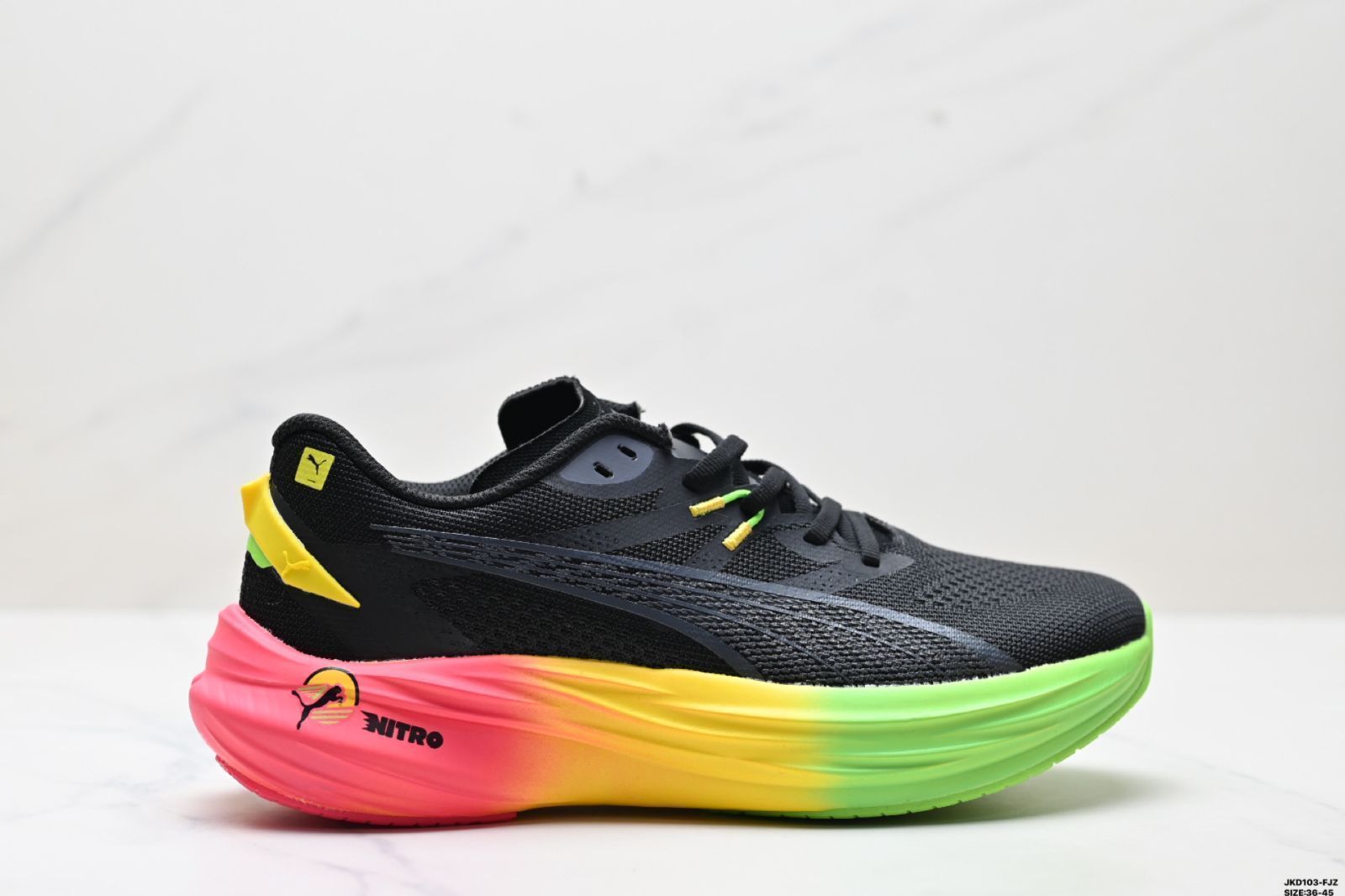 PUMA プーマ Deviate NITRO 3 デビエイト ナイトロ 3 クッショントレーニングランニングシューズ 通気性 快適 滑り止め 耐磨耗 カジュアルランニングシューズ