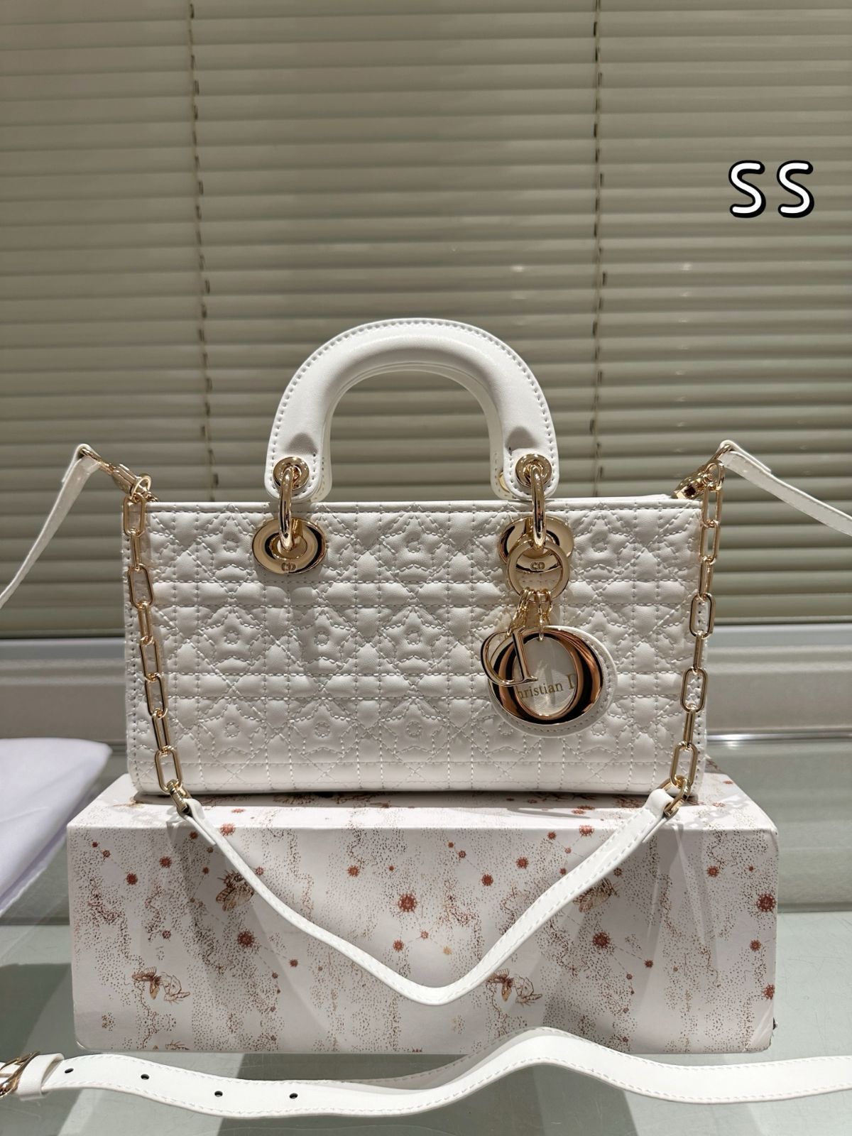 【今日特価】Dior Lady-Life Limited Edition ディオール レディーライフ 限定モデル