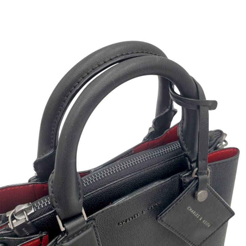 CHARLES & KEITH チャールズ＆キース ショルダーバッグ ハンドバッグ