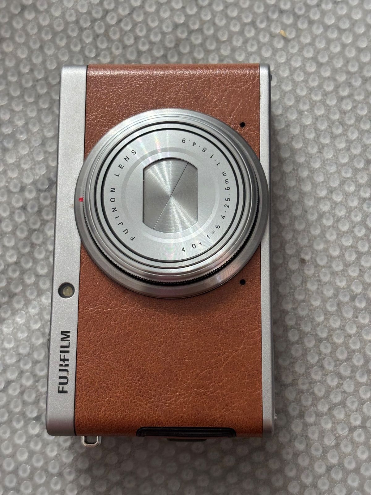 FUJIFILM XF1 　　26041258