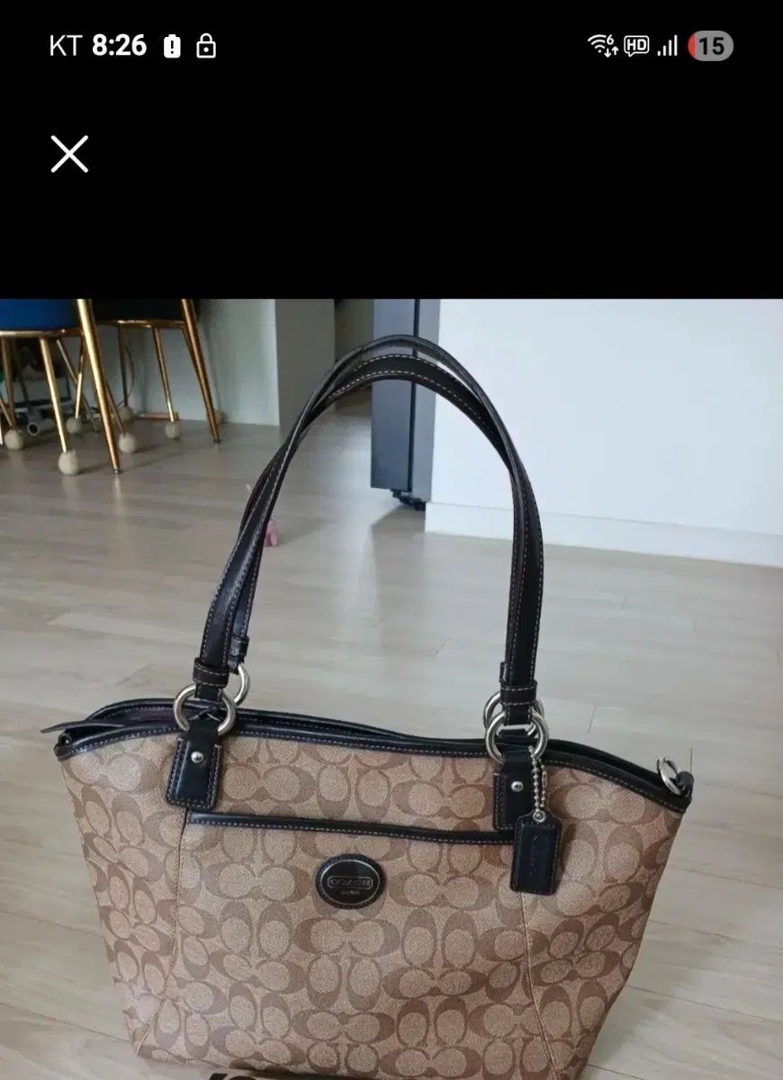 COACH コーチ シーグリ パータンが돋보이는 トートバッグ