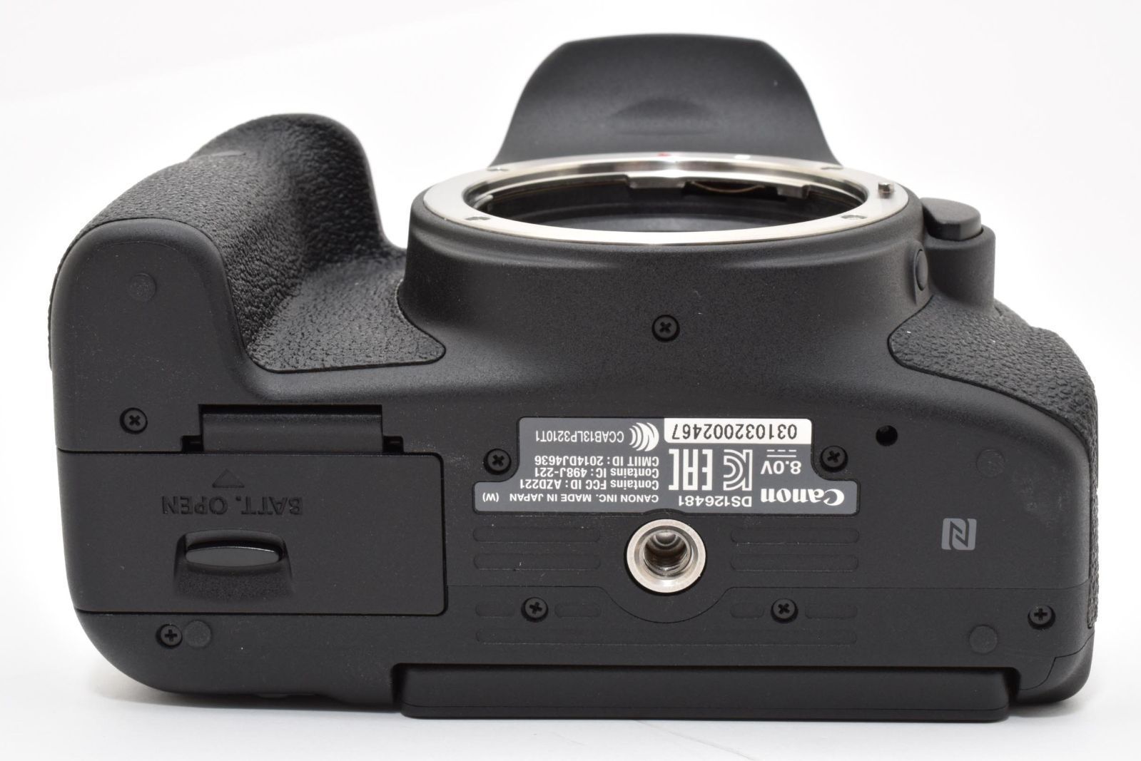 E15[7802]30☆ほぼ未使用☆ キヤノン Canon EOS 8000D ボディ