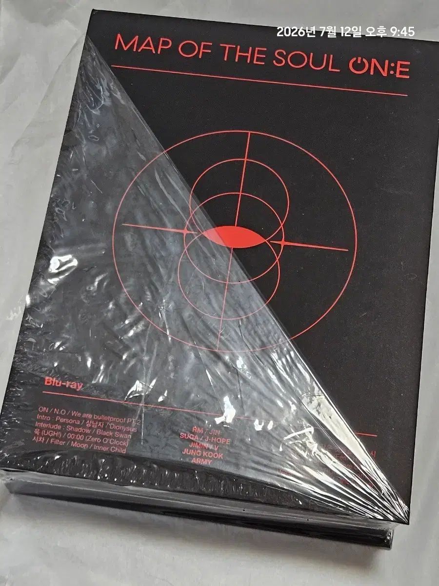 バンタン 公式 MAP OF THE SOUL ON:E ブルーレイ Blu-ray トレカ ジン