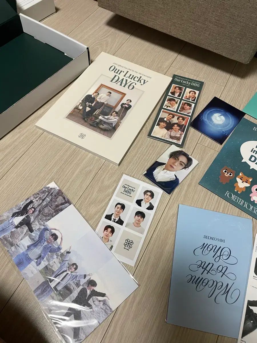 DAY6（デイシックス） ウォッチ + トレカ 完全新品 (SEOUL ソウル/大田